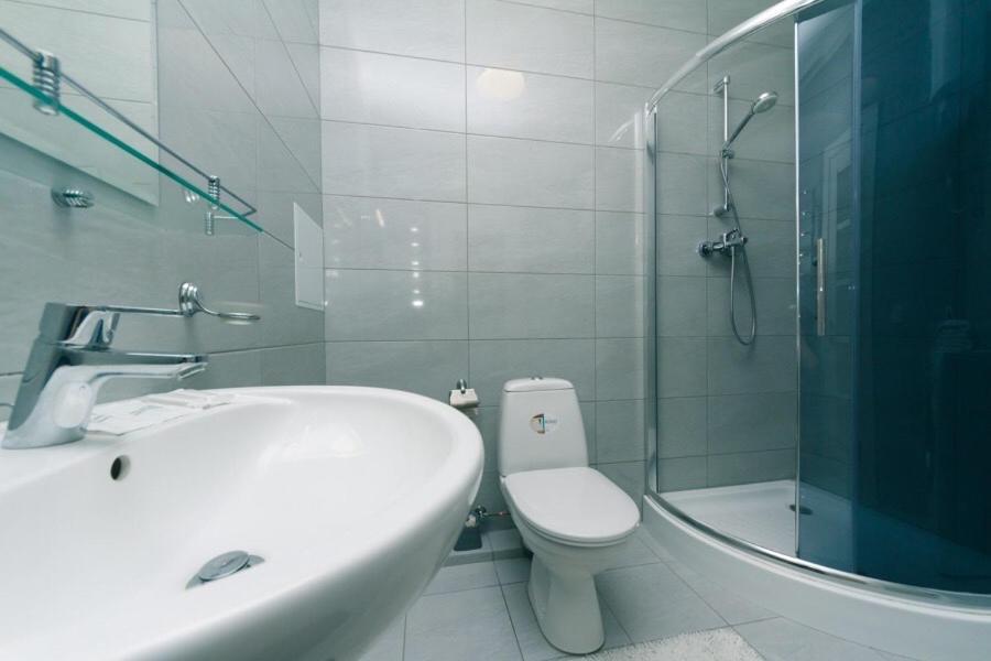 Драгоманова 38А 2Й Поверх Apartment Киев Екстериор снимка