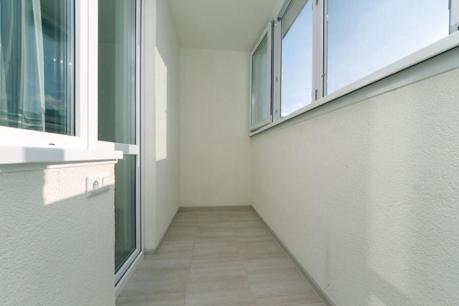 Драгоманова 38А 2Й Поверх Apartment Киев Екстериор снимка